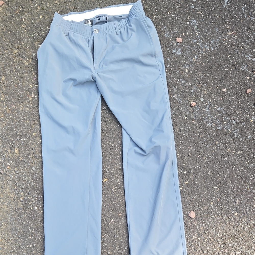 Under Armour Men's Grey Khakis